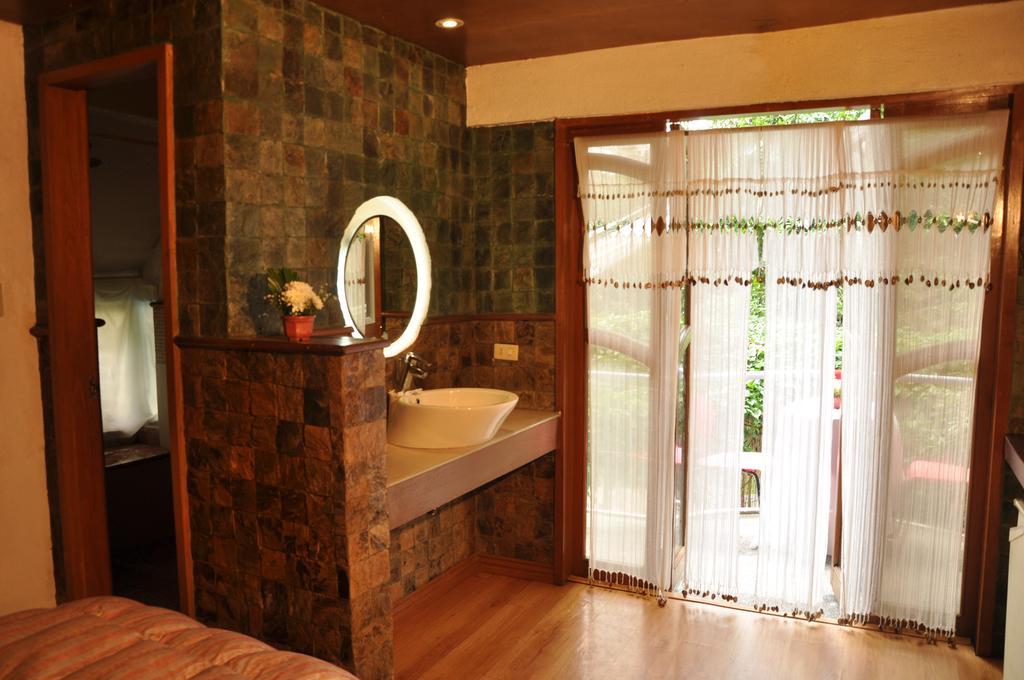 Callospa And Resort Антиполо Екстериор снимка